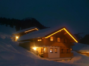 Dreimäderlhaus